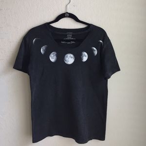 Moon Phases distressed T-shirt
